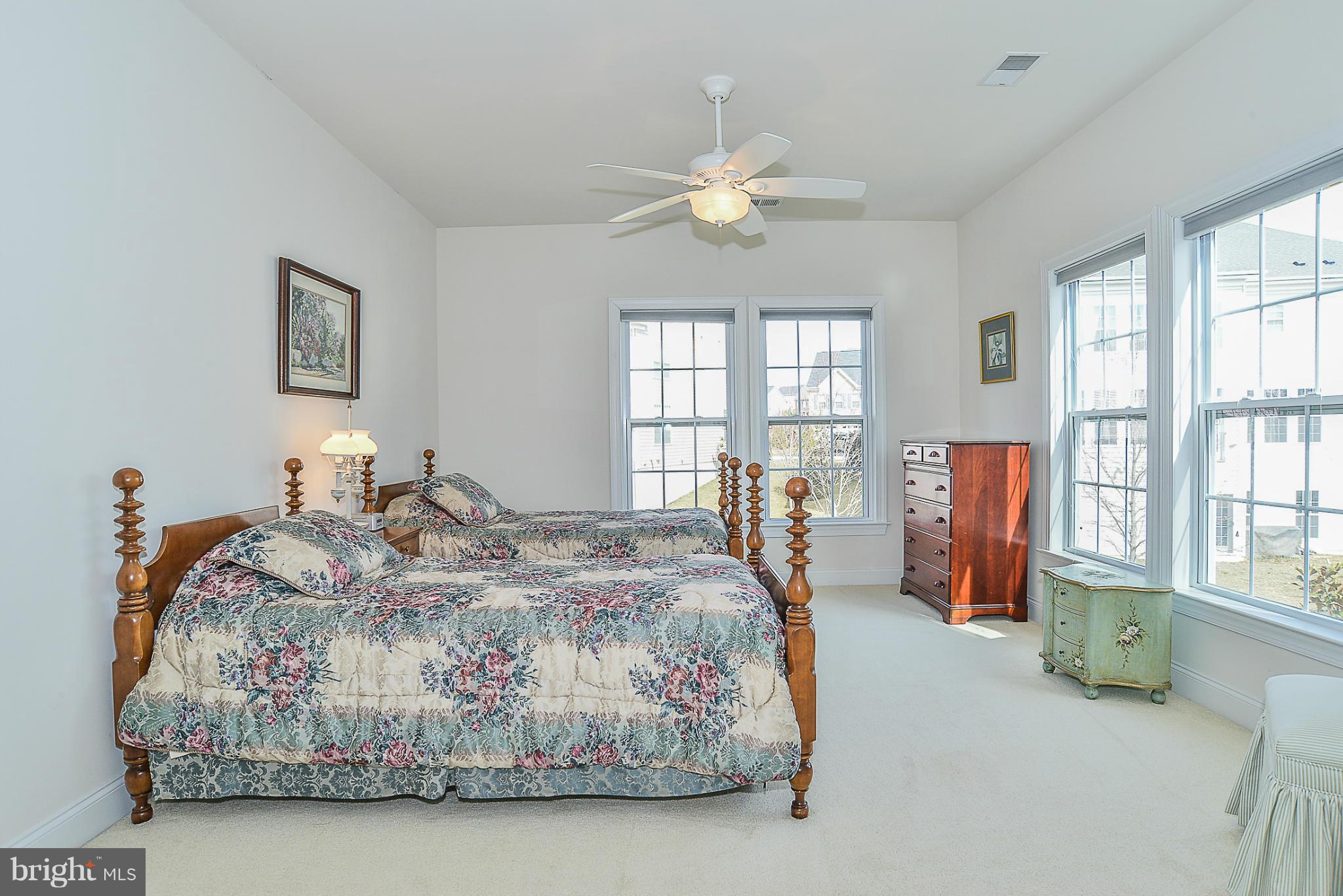 7714 Huntsman Boulevard Springfield, VA 22153 - Photo 22 of 30 Bedroom