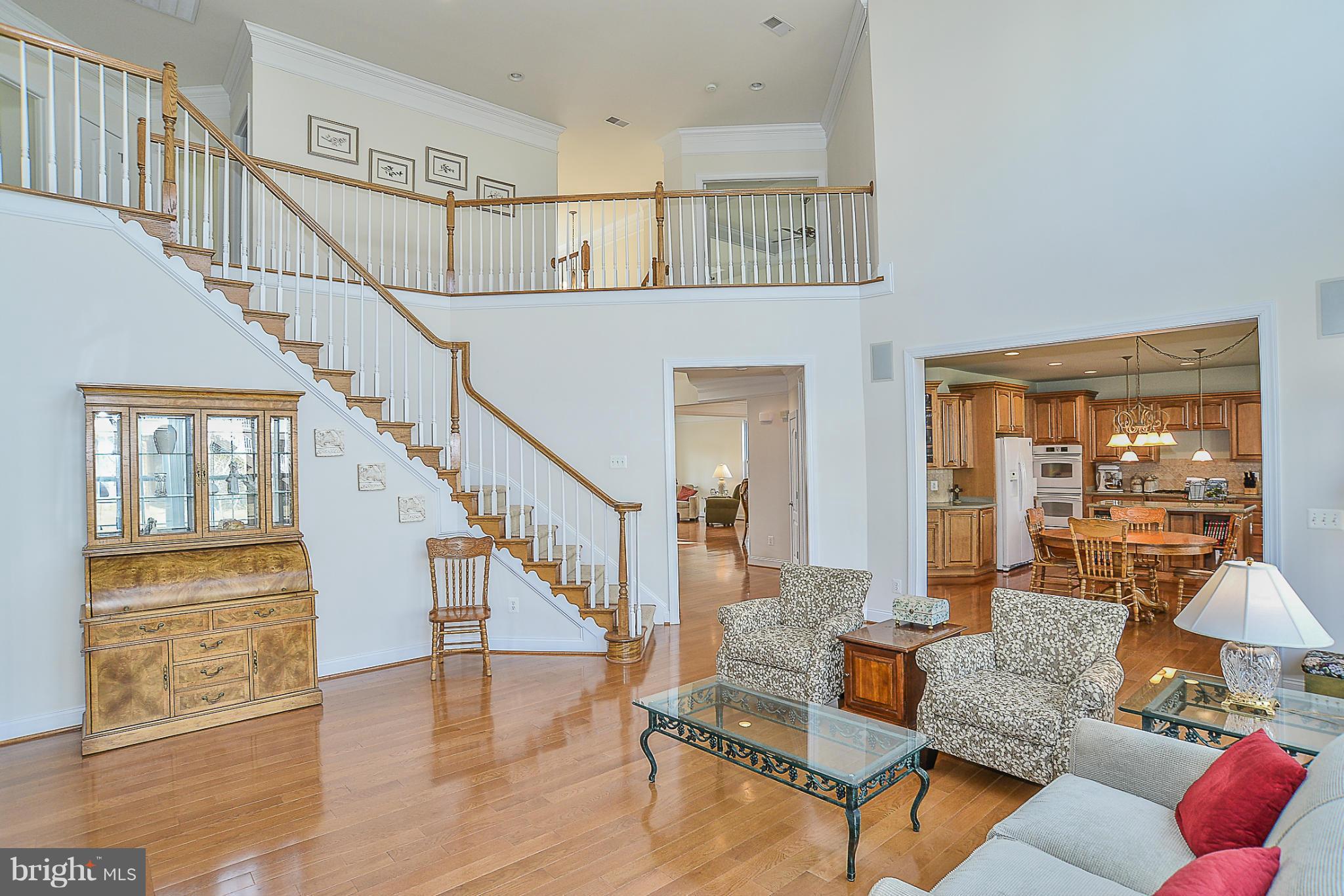 7714 Huntsman Boulevard Springfield, VA 22153 - Photo 4 of 30 Family Room