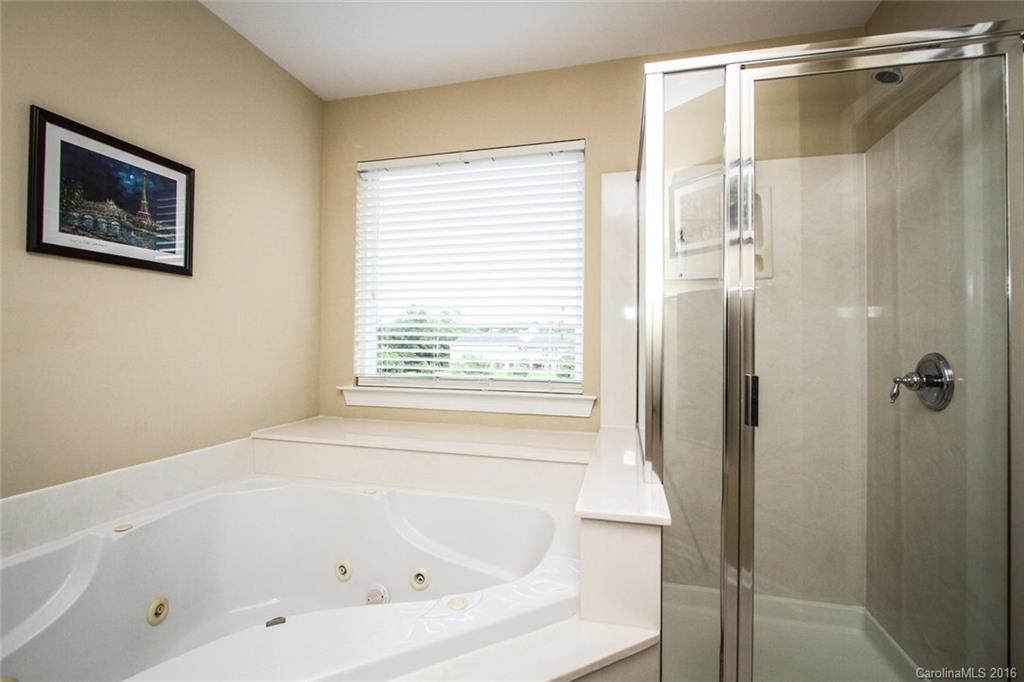 5922 Trailwater Road Charlotte, NC 28278 - Photo 12 of 24 Gallery Image 12