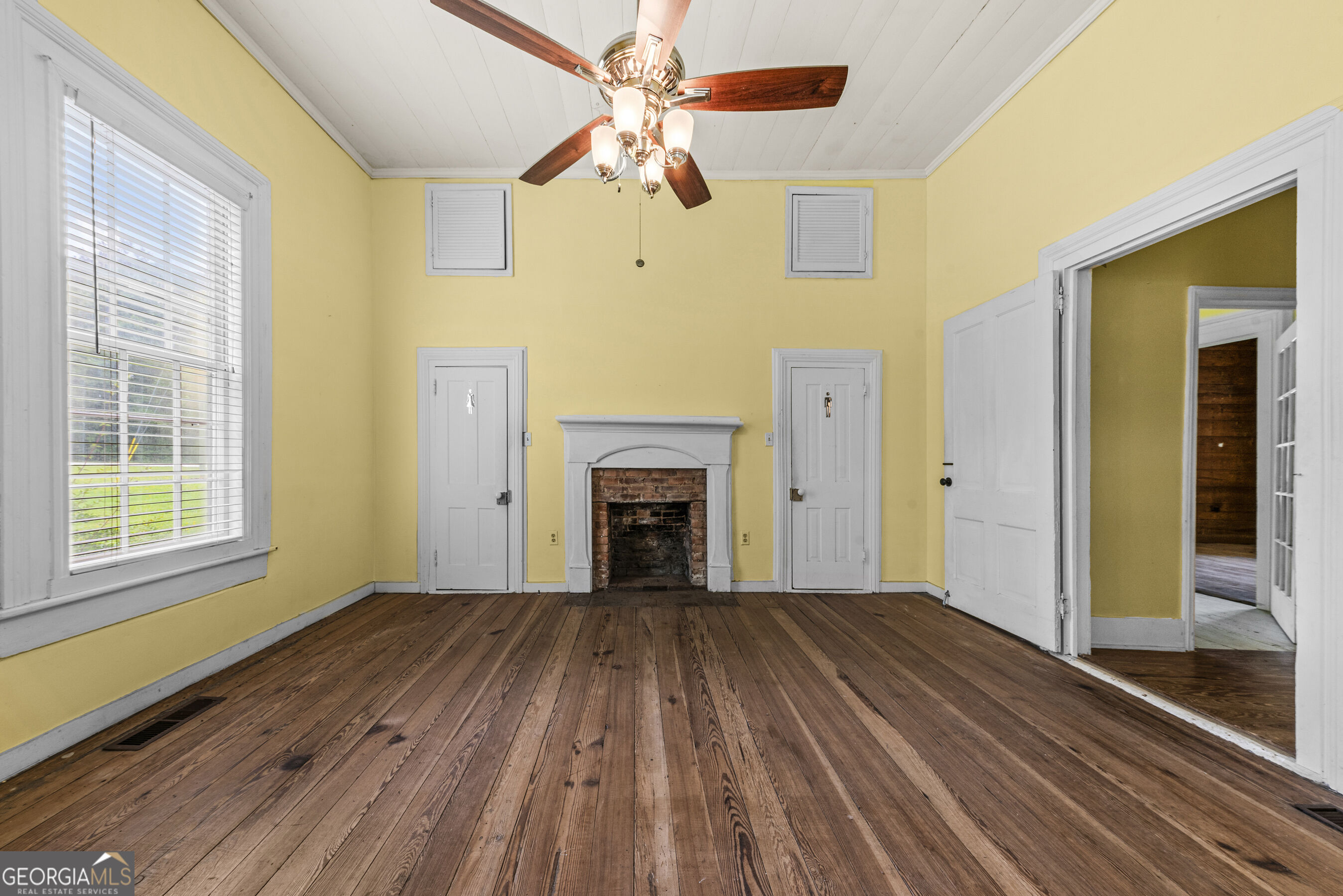 1047 Dixie Road Covington, GA 30014 - Photo 17 of 46 Gallery Image 17