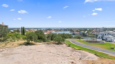 $349,000 | 1212 Apache Tears, Horseshoe Bay, TX 78657