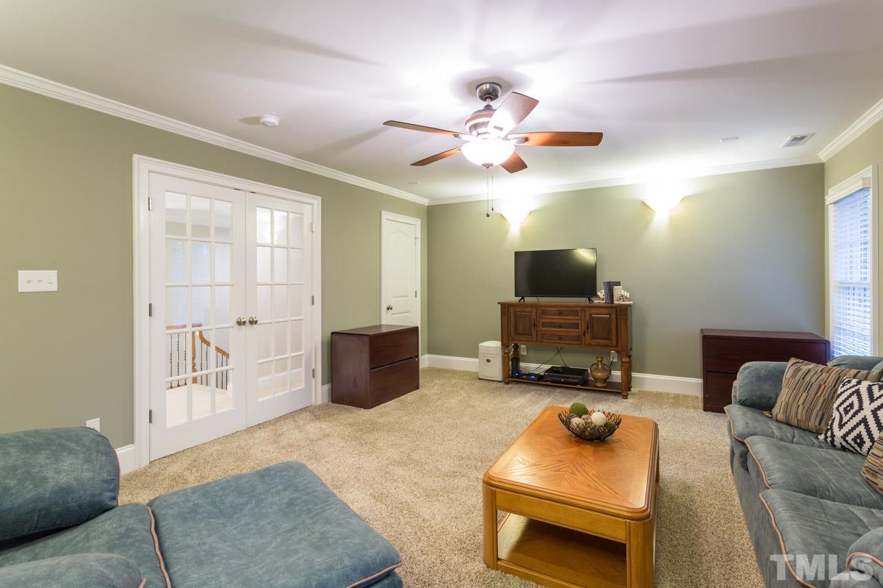 5204 Wynneford Way Raleigh, NC 27614 - Photo 17 of 26 Gallery Image 17