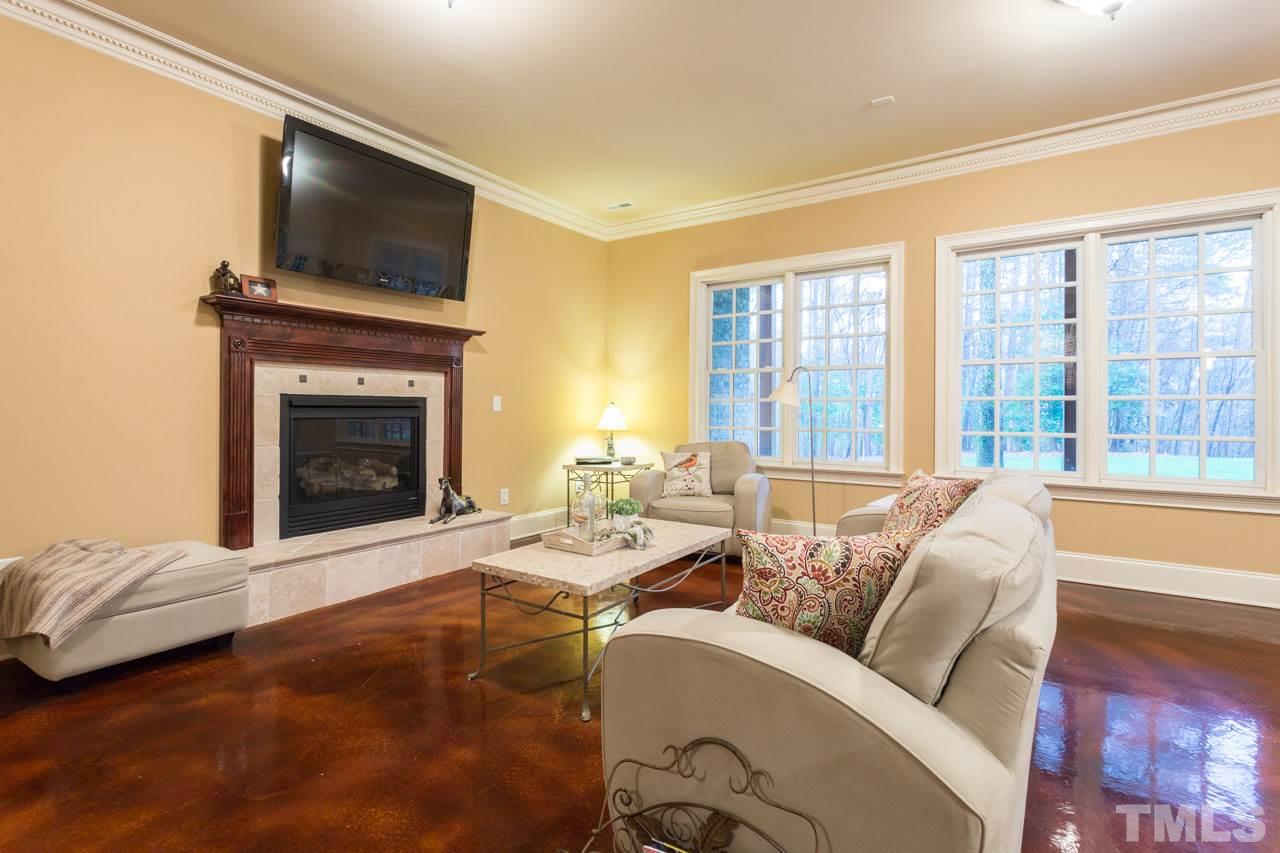 5204 Wynneford Way Raleigh, NC 27614 - Photo 24 of 26 Gallery Image 24