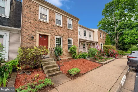 $530,000 | 6 Pontiac Way, Gaithersburg, MD 20878