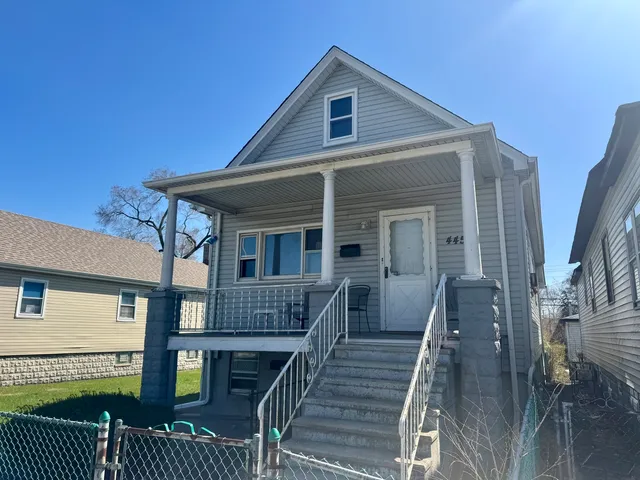$89,900 | 445 State Street, Calumet City, IL 60409