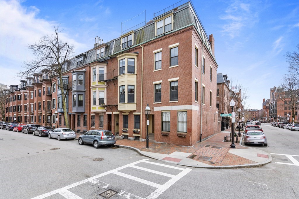 74 Appleton Street, Unit 3 Boston, MA 02116 - Photo 20 of 21 Gallery Image 20