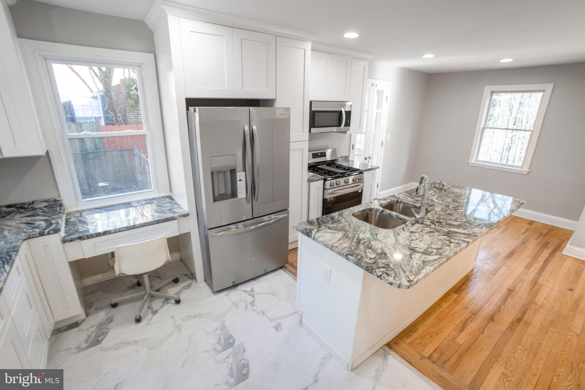 4635 Briarclift Road Baltimore, MD 21229 - Photo 14 of 48