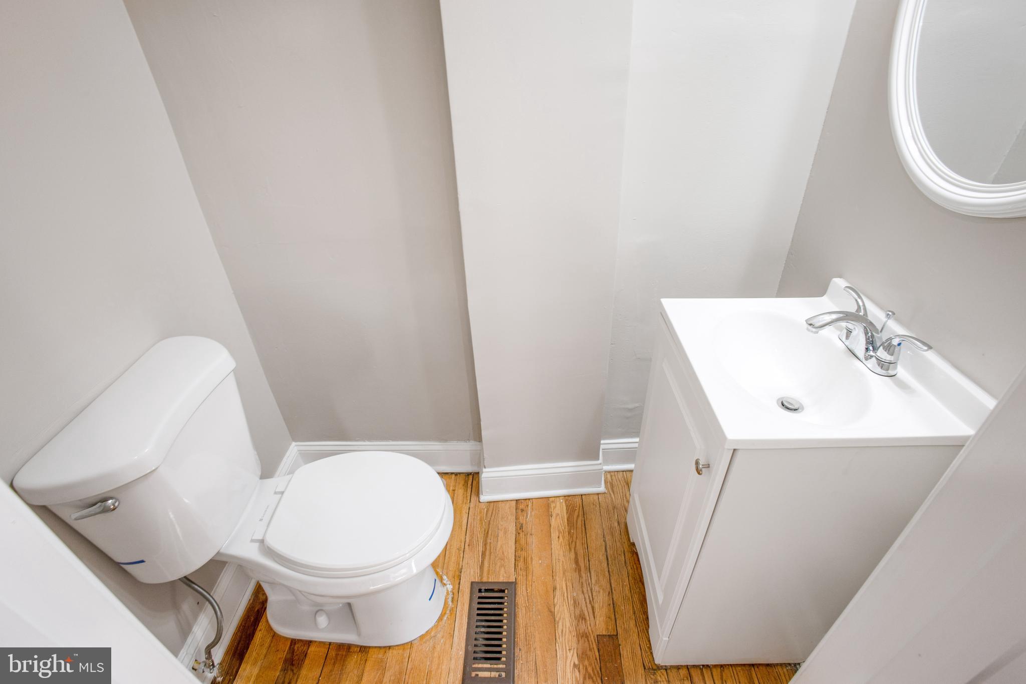 4635 Briarclift Road Baltimore, MD 21229 - Photo 8 of 48