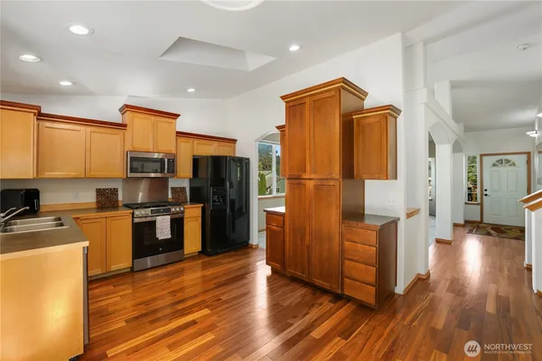 $669,000 | 17106 116th Street East, Bonney Lake, WA 98391