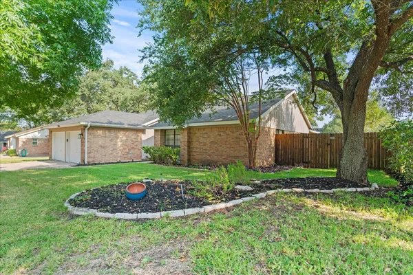 $2,550 | 1400 Lance Way, Austin, TX 78758