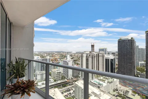 $749,000 | 1100 South Miami Avenue, Unit 3810, Miami, FL 33130
