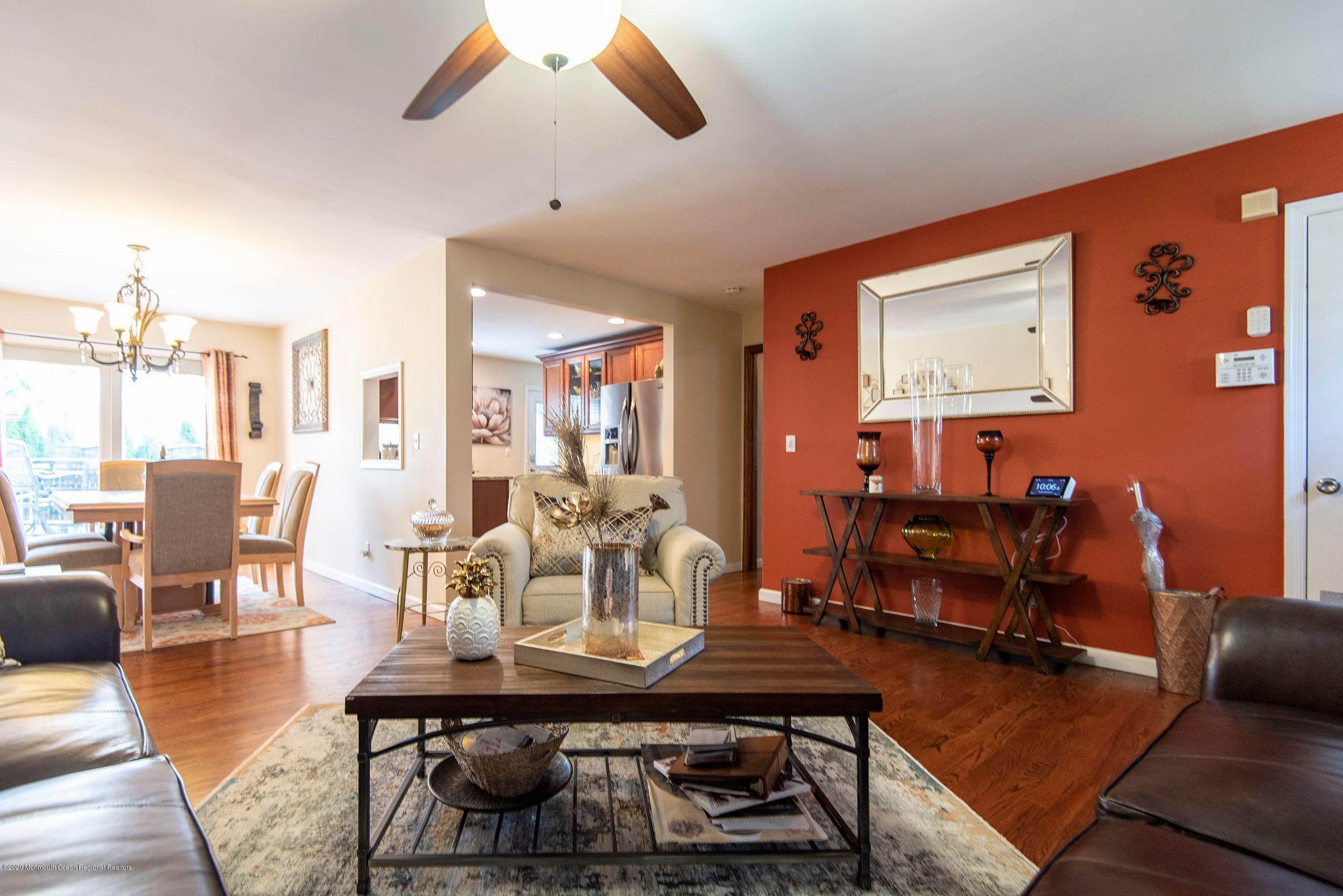 211 Midstreams Road Brick, NJ 08724 - Photo 3 of 14 family room 1