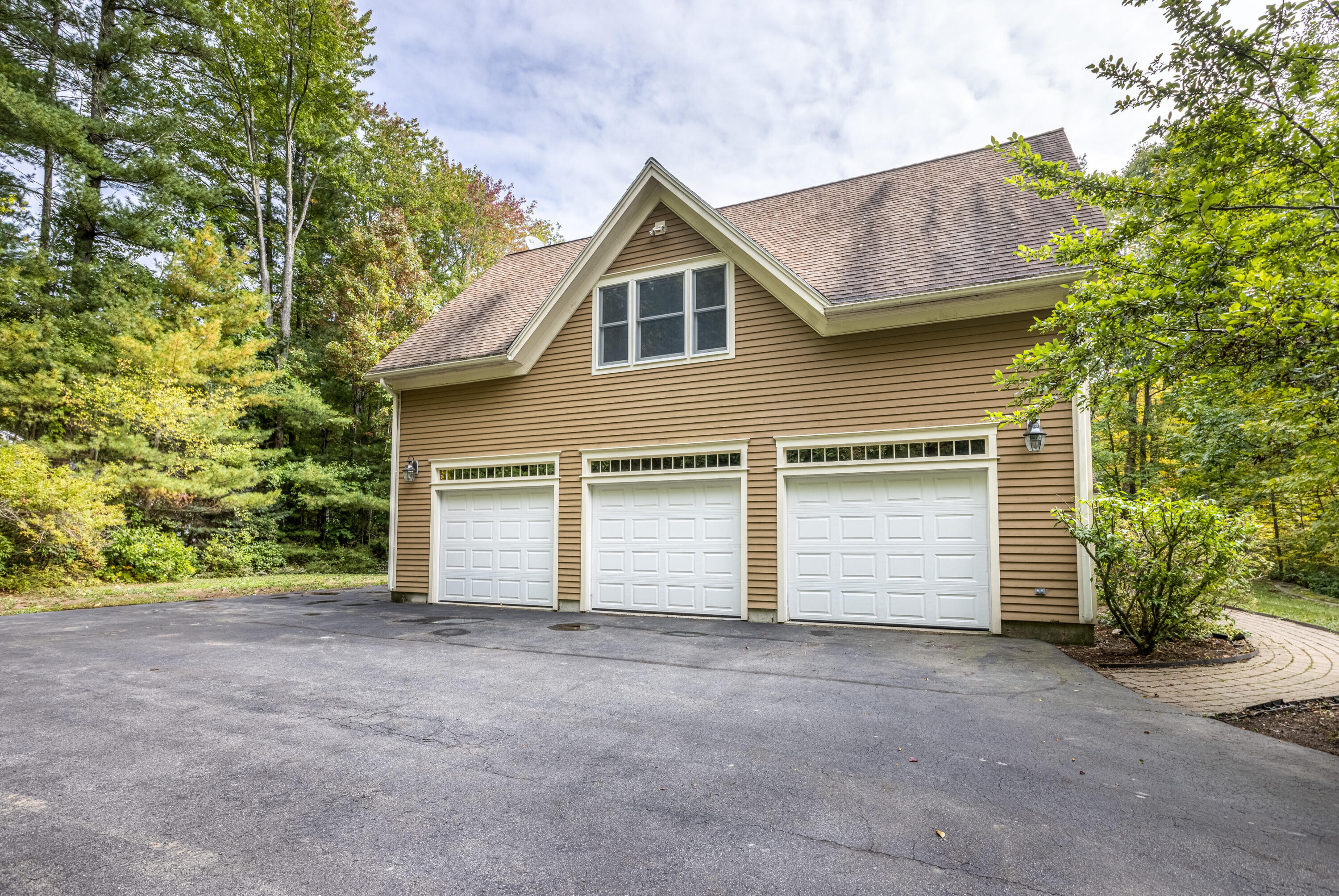 6 Sturdivant Road Cumberland, ME 04110 - Photo 56 of 71 6 Sturdivant Rd Cumberland ME-print-064-