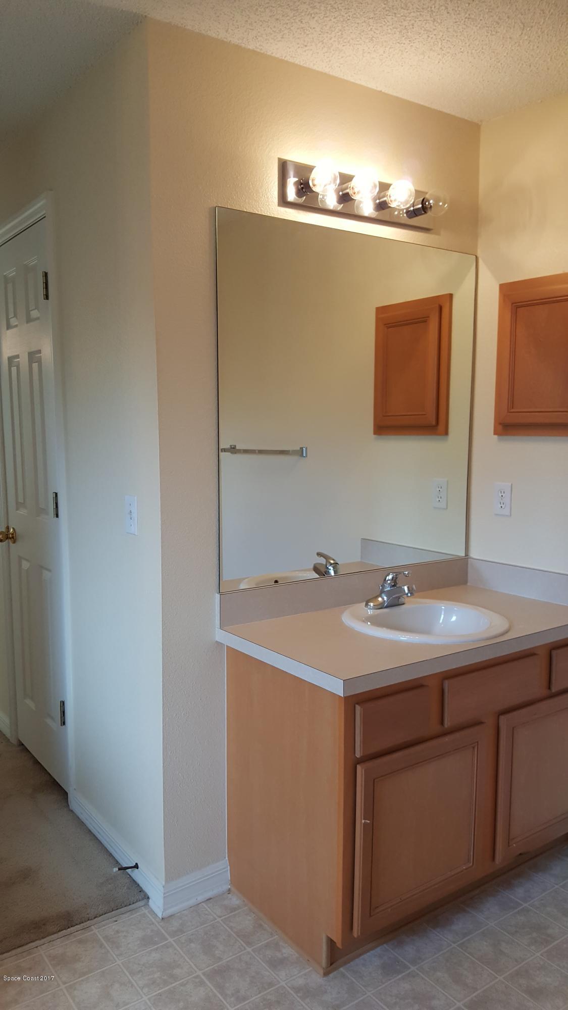 3256 Reef Road Southeast Palm Bay, FL 32909 - Photo 16 of 22 His & Hers vanities