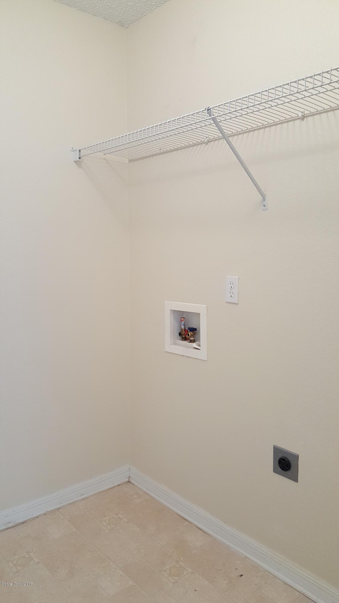 3256 Reef Road Southeast Palm Bay, FL 32909 - Photo 19 of 22 Laundry Room