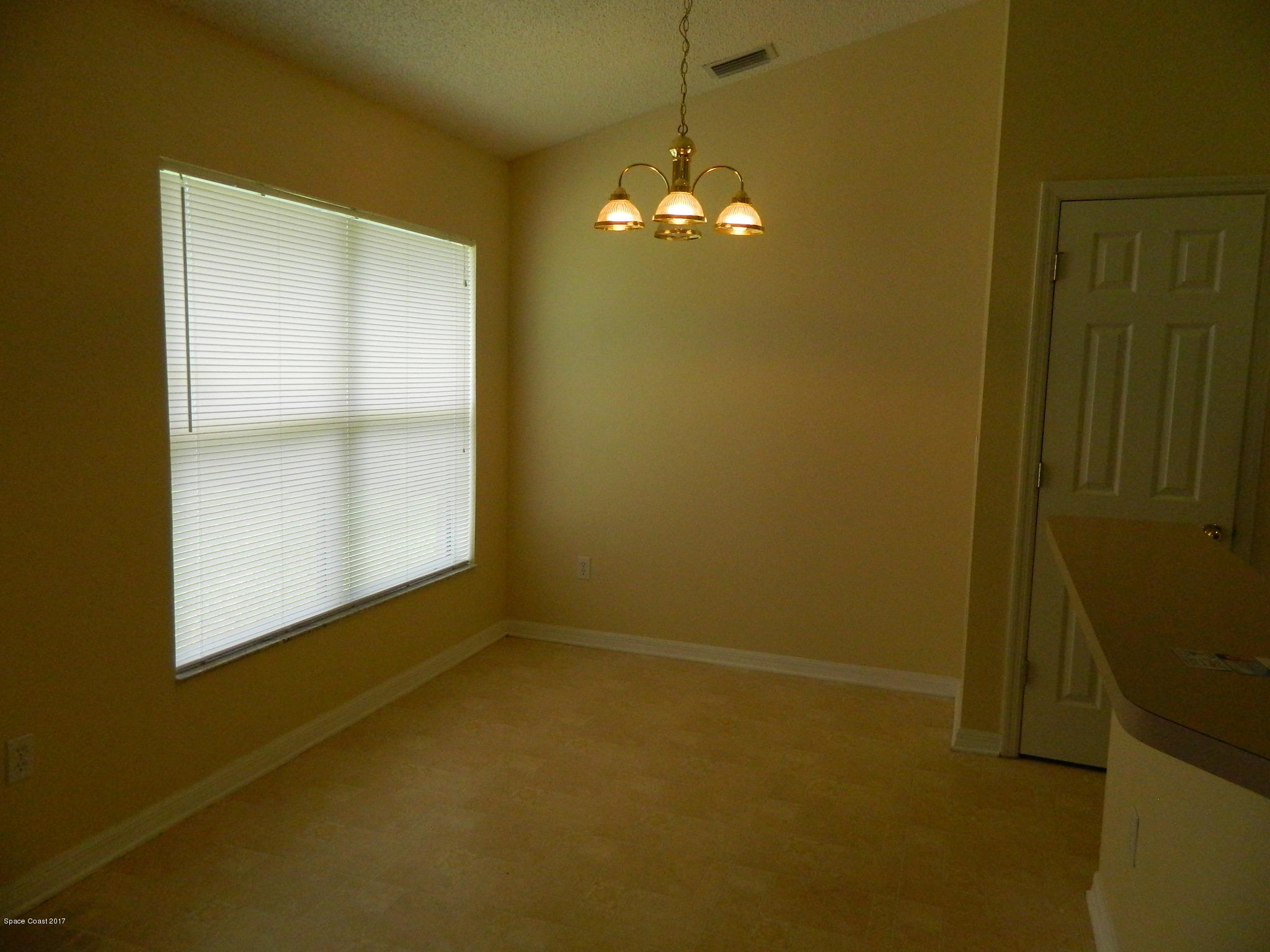 3256 Reef Road Southeast Palm Bay, FL 32909 - Photo 9 of 22 Breakfast nook