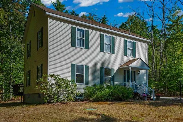 $659,900 | 63 West Side Woods, North Conway, NH 03860