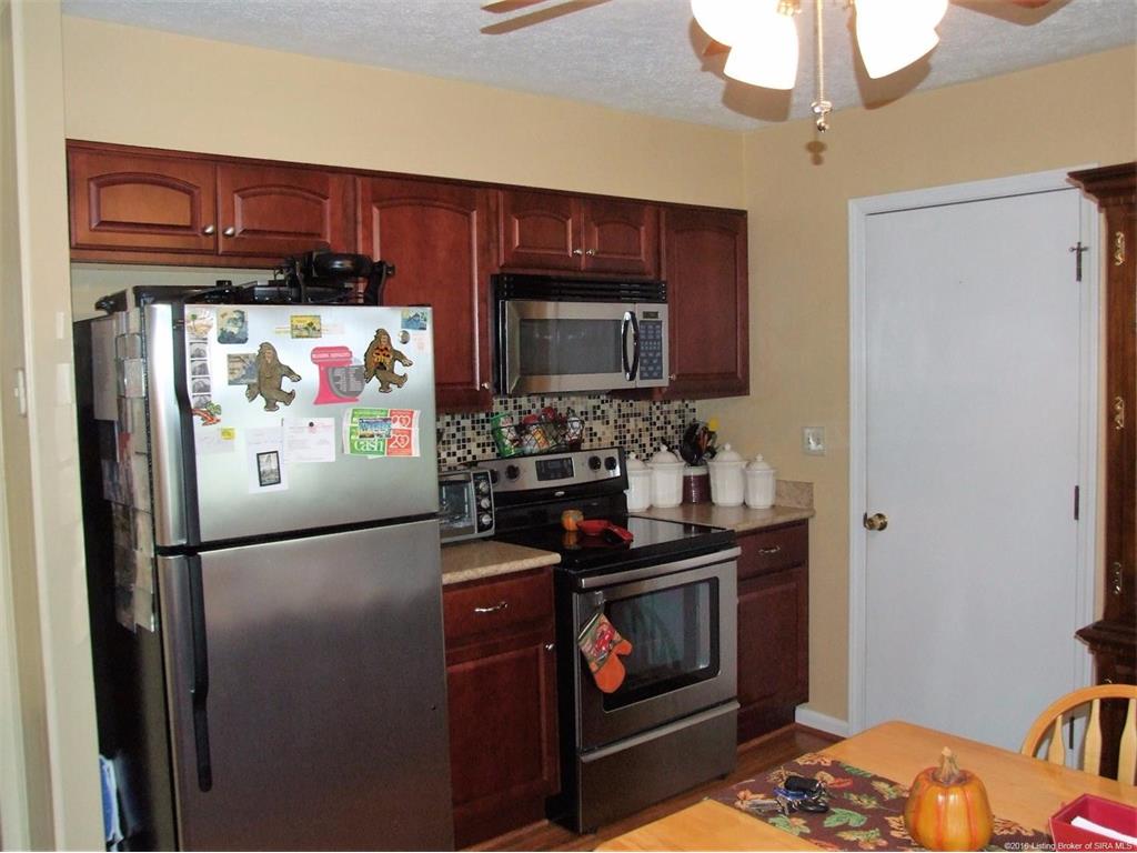 2032 Henriott Road Georgetown, IN 47122 - Photo 4 of 23