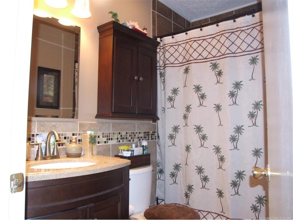 2032 Henriott Road Georgetown, IN 47122 - Photo 10 of 23