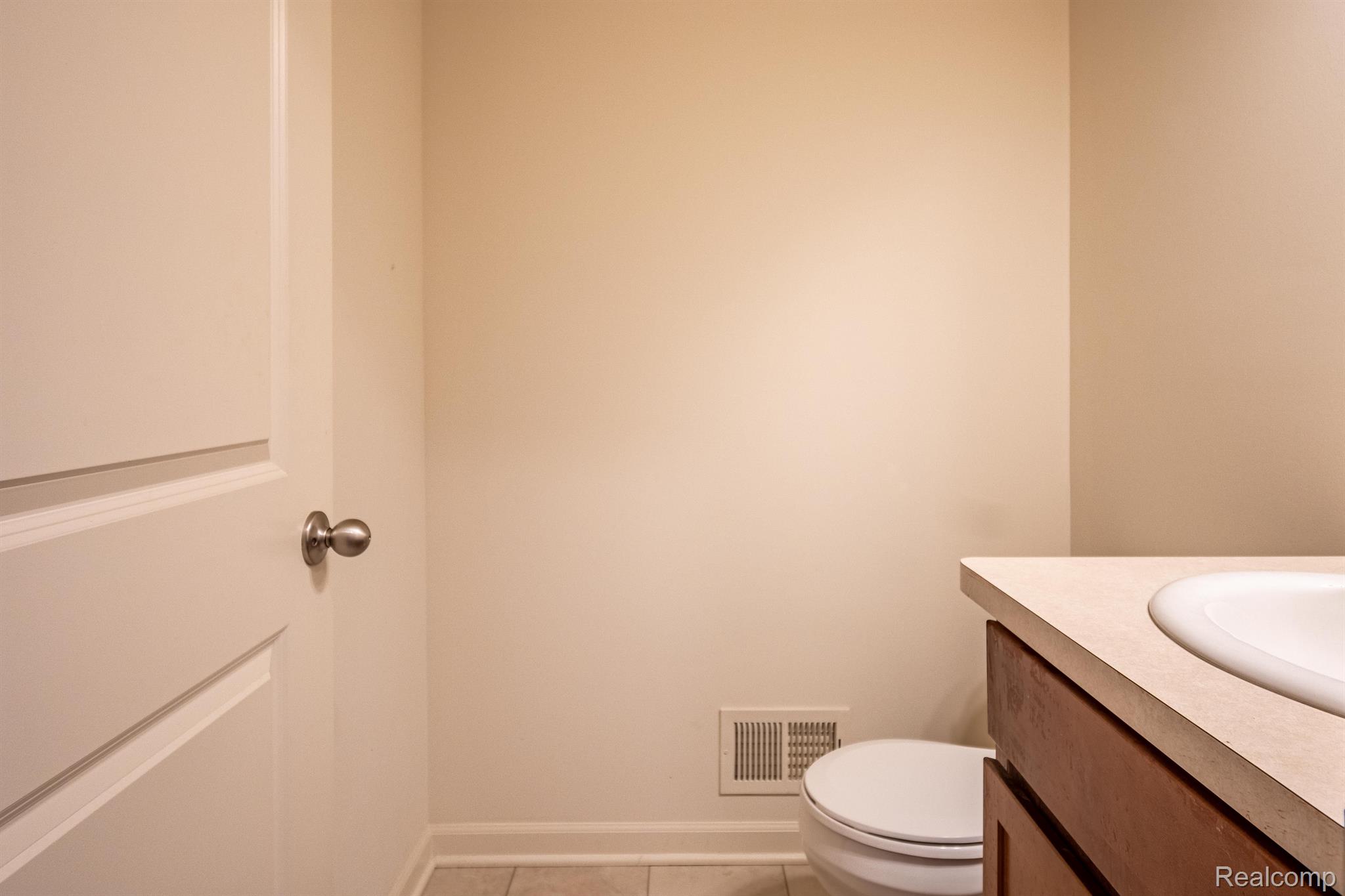 9993 Ridge Run Street Howell, MI 48855 - Photo 14 of 35 Gallery Image 14