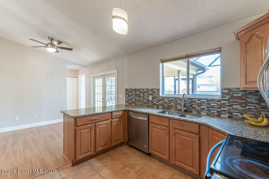 230 Lanack Road Southeast Palm Bay, FL 32909 - Photo 12 of 29 NZ7_2736