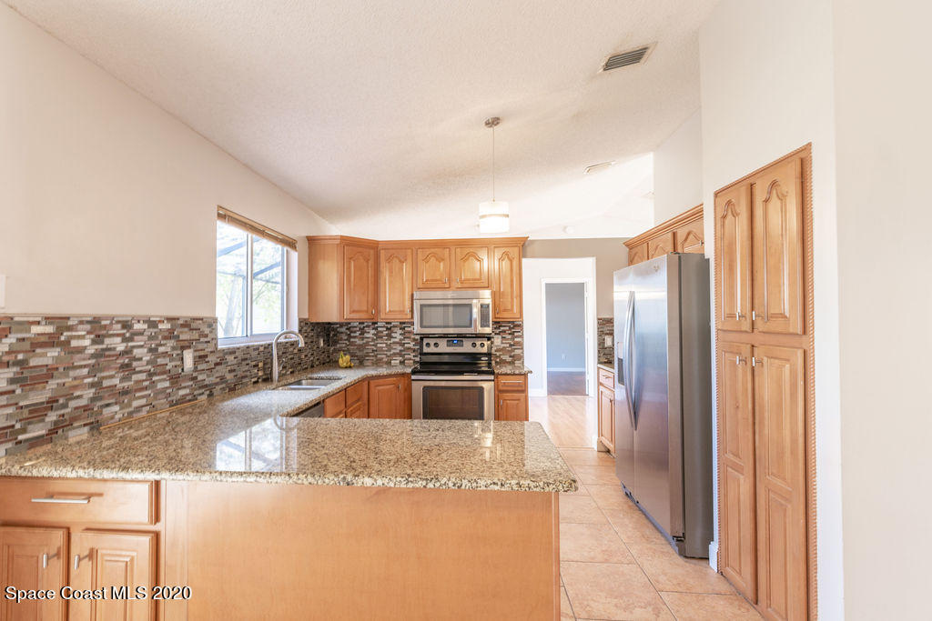 230 Lanack Road Southeast Palm Bay, FL 32909 - Photo 13 of 29 NZ7_2741