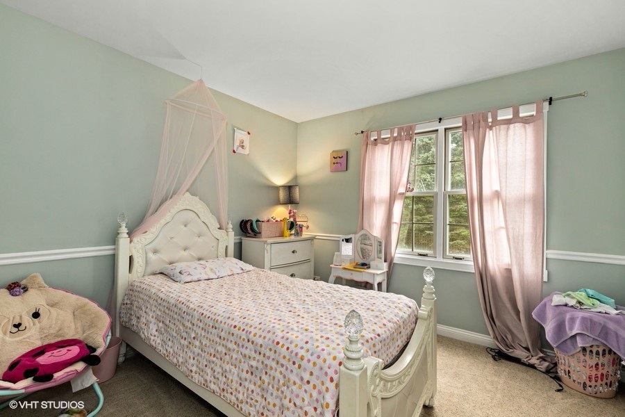 4667 Middle Road Gurnee, IL 60031 - Photo 8 of 13