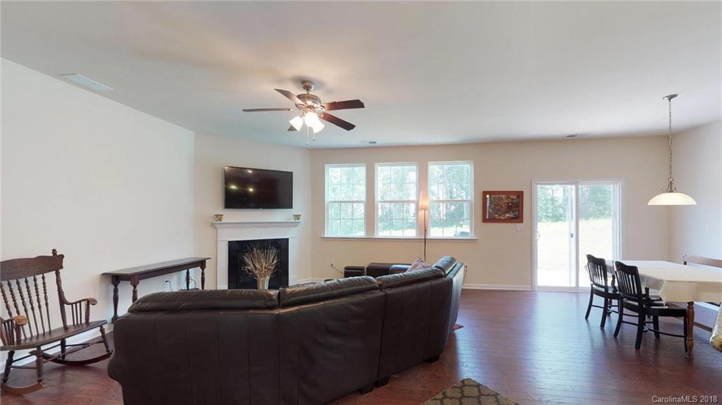 10401 Ebbets Road Charlotte, NC 28273 - Photo 11 of 35