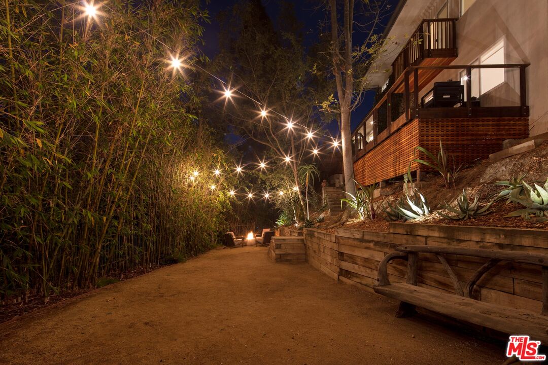 7500 Devista Drive Los Angeles, CA 90046 - Photo 35 of 43 a view of a street