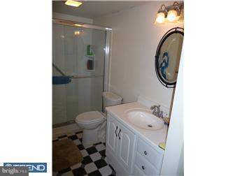 122 Bancroft Road Lansdale, PA 19446 - Photo 11 of 12 Bathroom