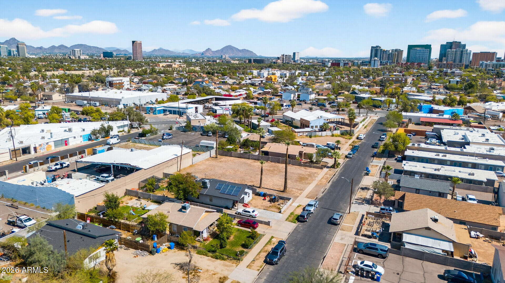 1244 West Pierce Street Phoenix, AZ 85007 - Photo 6 of 31 a view of a city