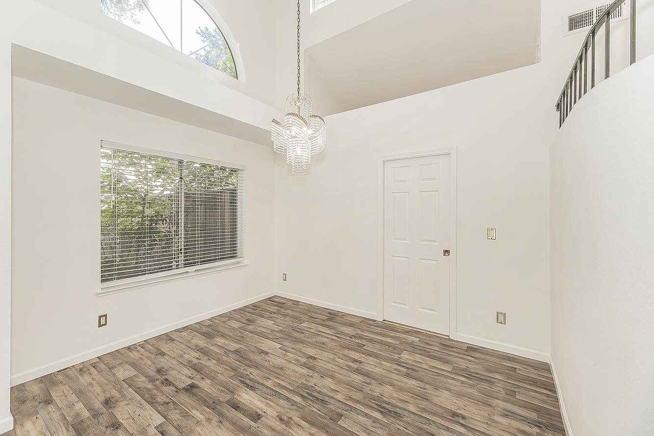 837 East Buckhill Road Fresno, CA 93720 - Photo 6 of 55 Formal Dining Room