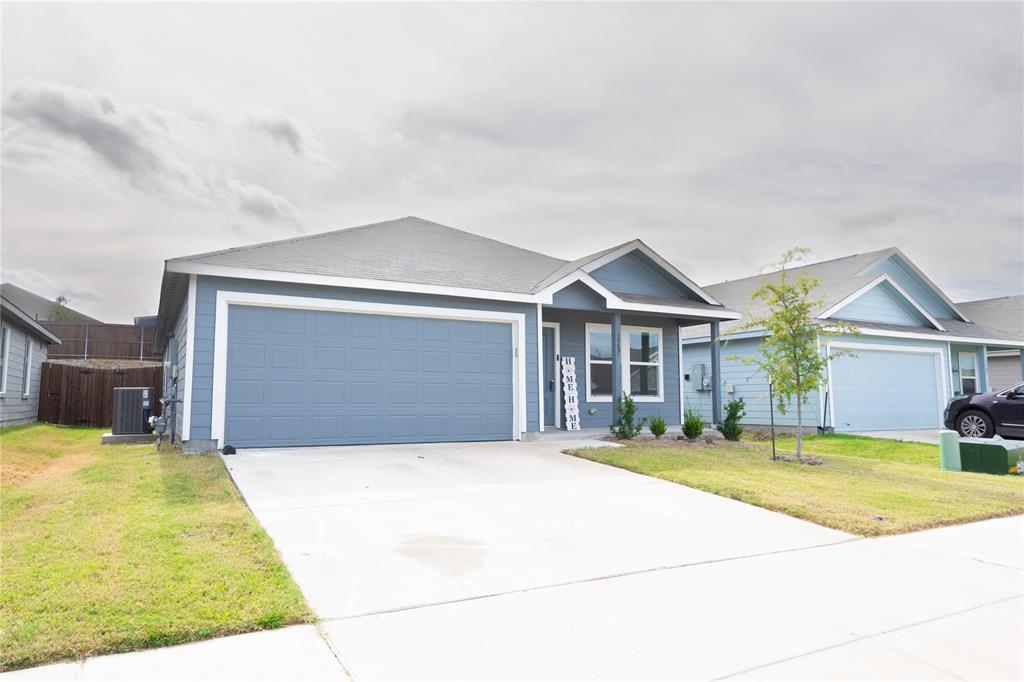1307 Rodeo Circuit Way Crandall, TX 75114 - Photo 2 of 14 Gallery Image 2