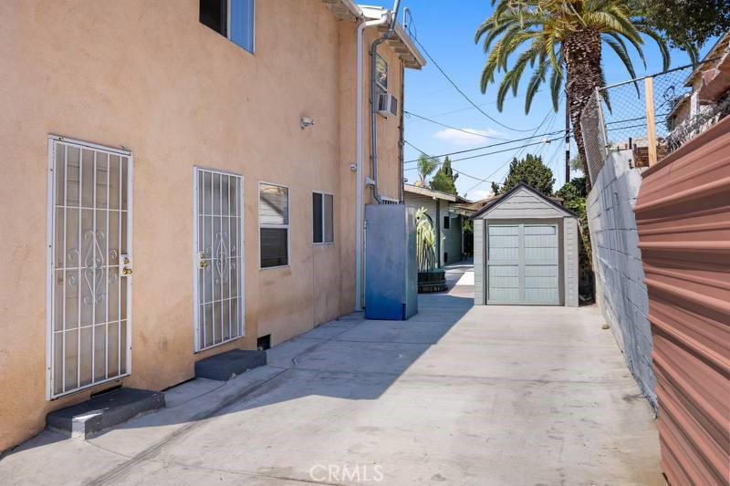 1686 South Rimpau Boulevard, Unit PRIMARY RO Los Angeles, CA 90019 - Photo 9 of 11