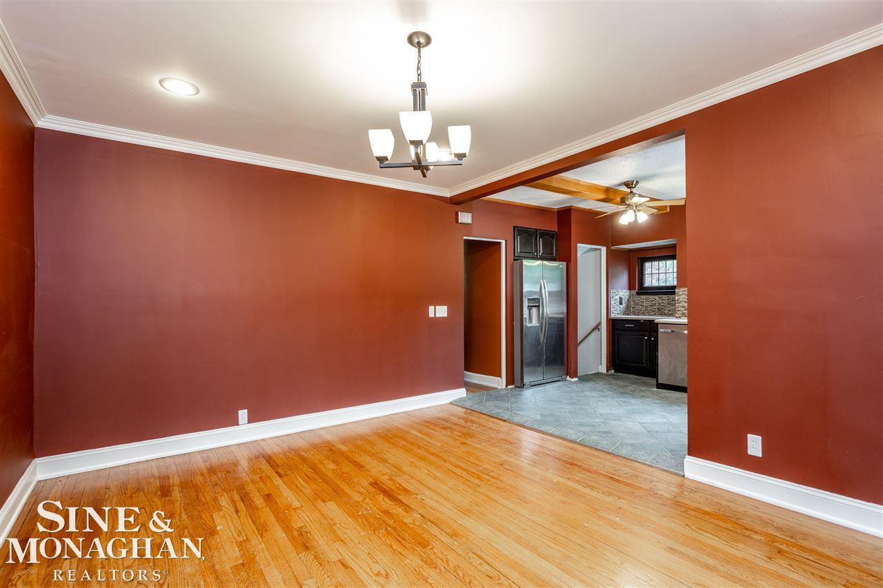 816 Bedford Road Grosse Pointe Park, MI 48230 - Photo 11 of 37