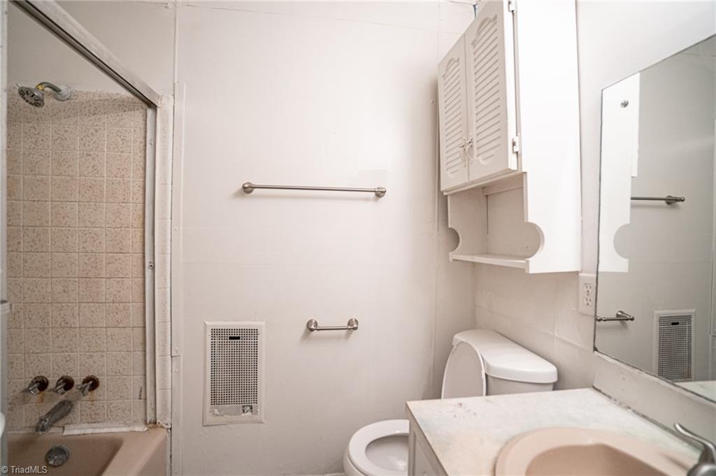 2705 Ellis Jeffries Road Burlington, NC 27217 - Photo 18 of 30 Gallery Image 18