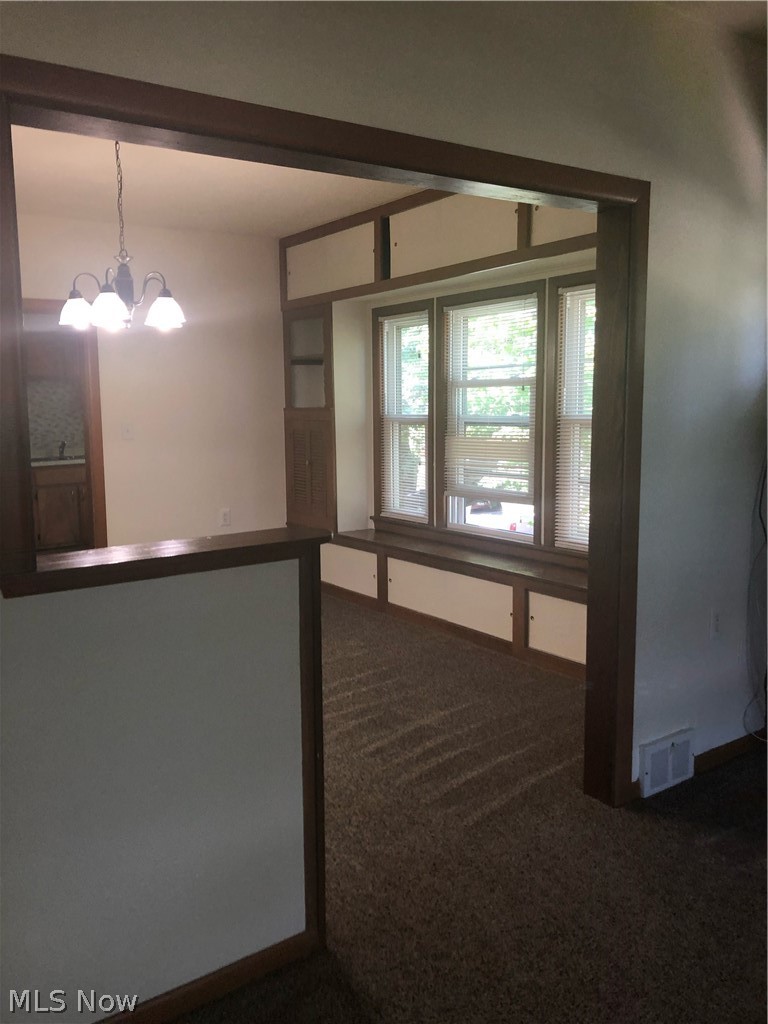 1423 Spring Road Cleveland, OH 44109 - Photo 17 of 29