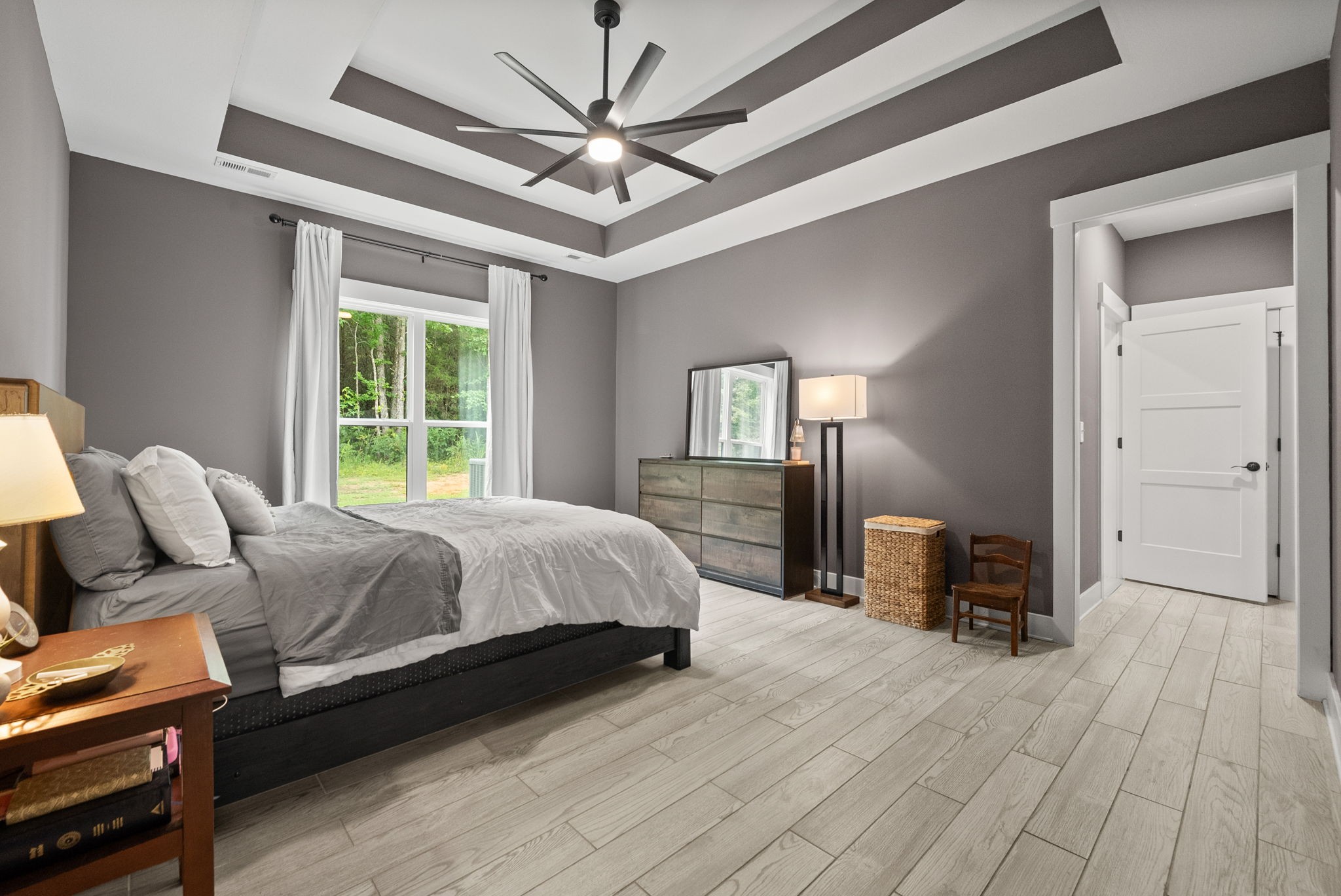 1895 Highway 13 Cunningham, TN 37052 - Photo 13 of 33 a bed room with a bed and a chair