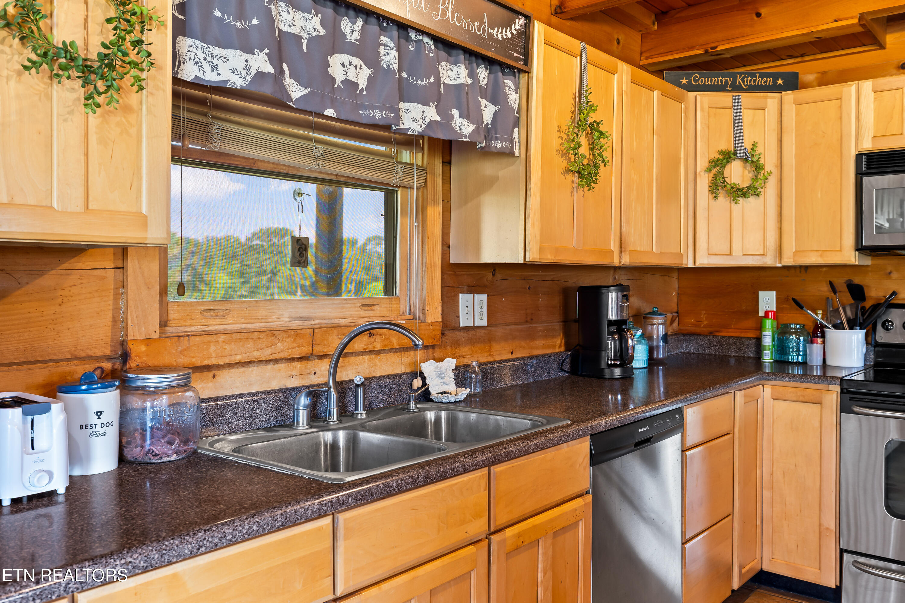 3995 Meadow Road West Greenback, TN 37742 - Photo 32 of 55 3995MeadowRd-45