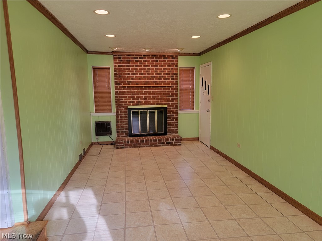 6165 Dunham Road Maple Heights, OH 44137 - Photo 9 of 18