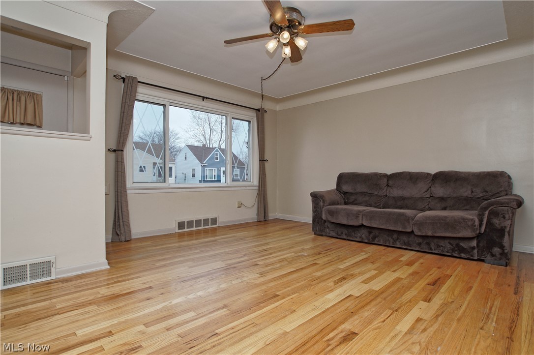 29233 Barjode Road Willowick, OH 44095 - Photo 2 of 22 Gallery Image 2