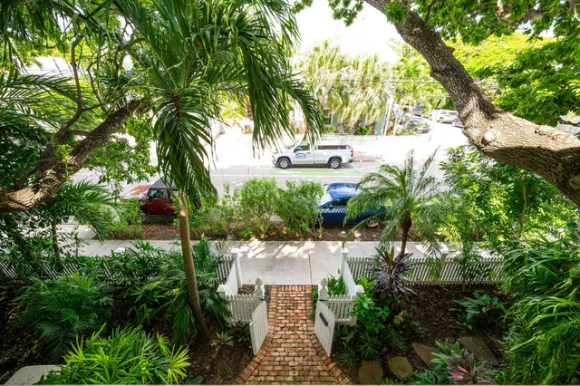 $4,950,000 | 600 Elizabeth Street, Key West, FL 33040