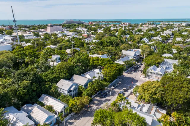 $4,950,000 | 600 Elizabeth Street, Key West, FL 33040
