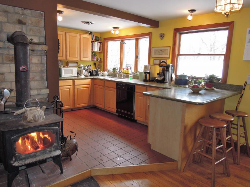 842 Windmill Hill Road North Westminster, VT 05346 - Photo 6 of 36 Gallery Image 6