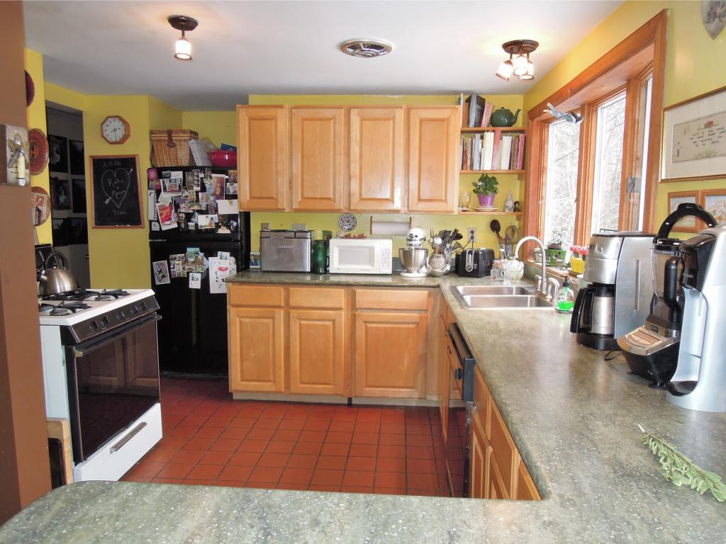 842 Windmill Hill Road North Westminster, VT 05346 - Photo 8 of 36 Gallery Image 8