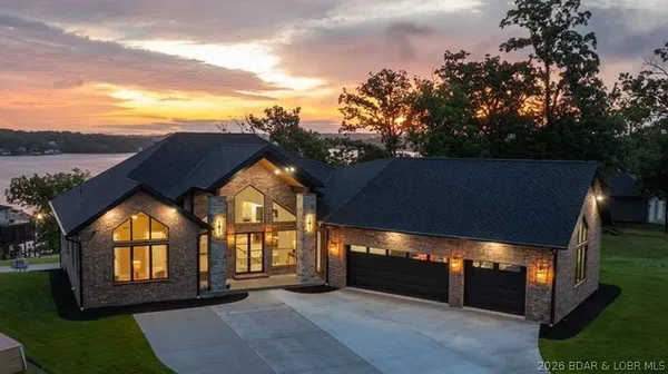 $1,995,000 | 1254 Darwin Drive, Osage Beach, MO 65065