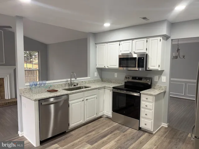 $750,000 | 12318 Valley High Road, Herndon, VA 20170