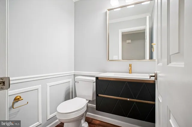 $750,000 | 12318 Valley High Road, Herndon, VA 20170