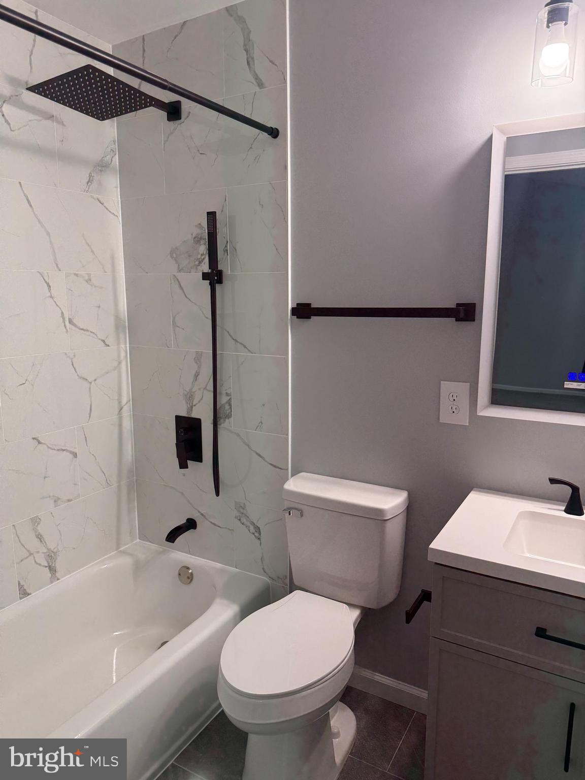 12318 Valley High Road Herndon, VA 20170 - Photo 4 of 8 Primary Bath