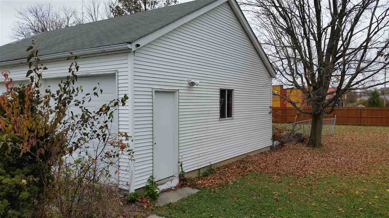 2925 Hillegas Road Fort Wayne, IN 46808 - Photo 3 of 6